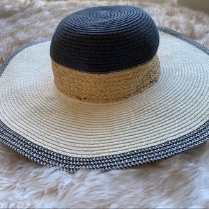 Beach Hat White Blue Beige Size Small